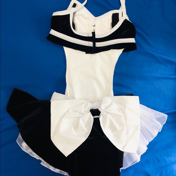 Dance Costume - Picture 3 of 3